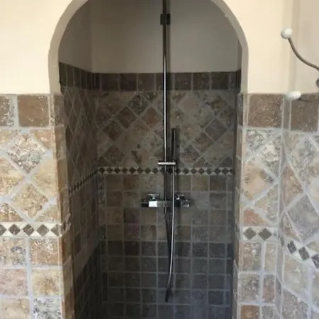 Valentine By Intendance Excellency * Porto-Vecchio (Corsica)